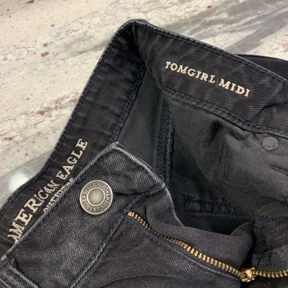 American Eagle  jean shorts - Picture 3 of 3